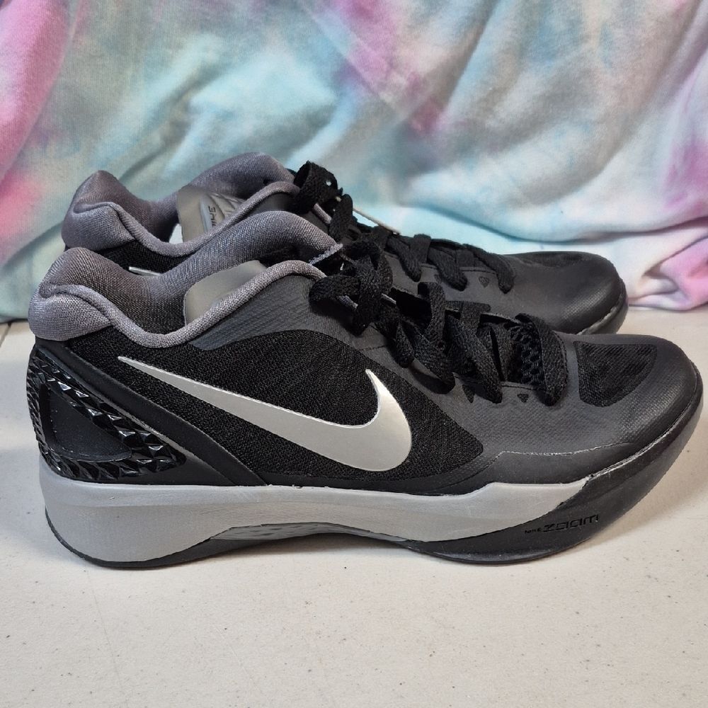 Nike Volleyball Shoes Volley Zoom HyperSpike Flywire Womens 9 Court 585763-001